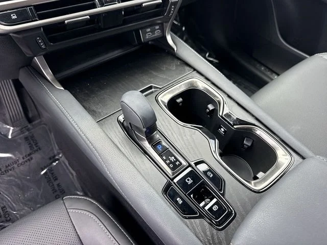 Used 2025 White Lexus 350 Premium image 21