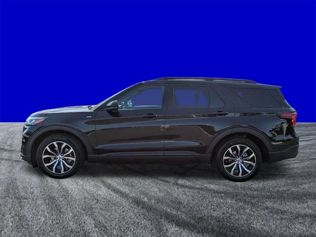 New 2026 Agate Black Metallic Ford ST-Line image 7