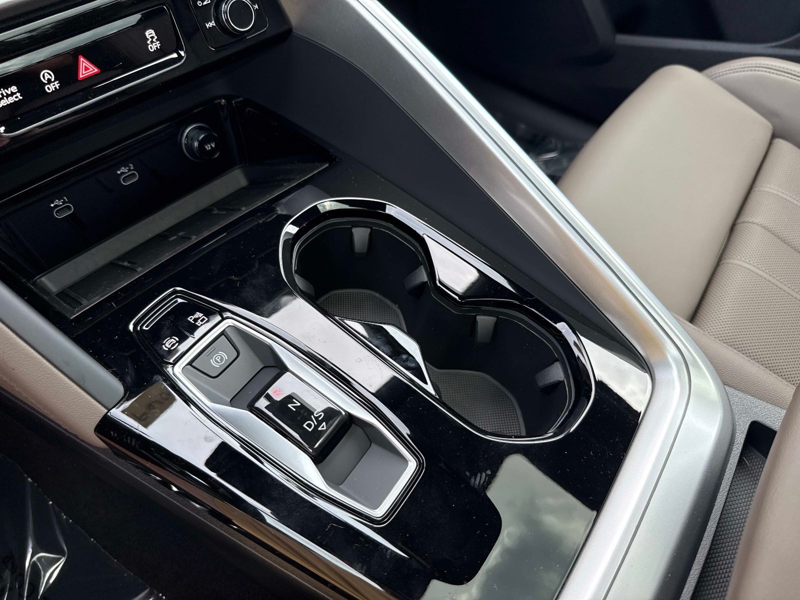 New 2026 Tambora Gray Metallic Audi Premium Plus image 27