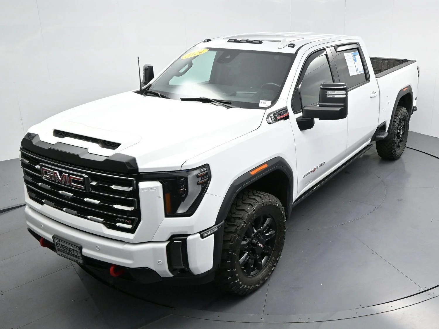 Used 2024 Summit White GMC AT4 image 42