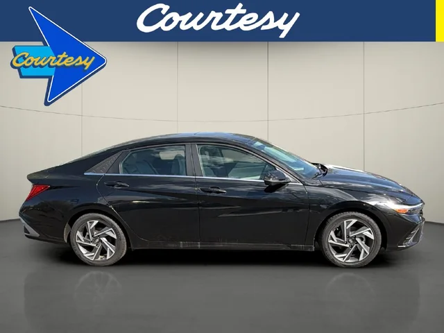 2024 Hyundai Elantra Limited