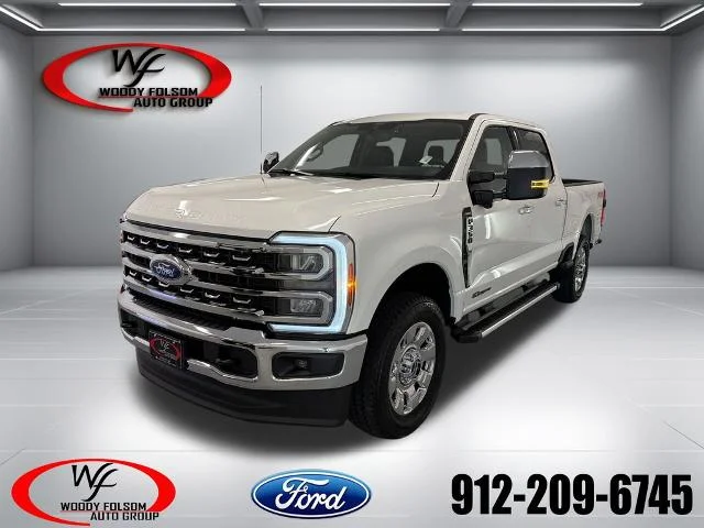 New 2026 Star White Metallic Tri-Coat Ford F-350® Lariat® image 16