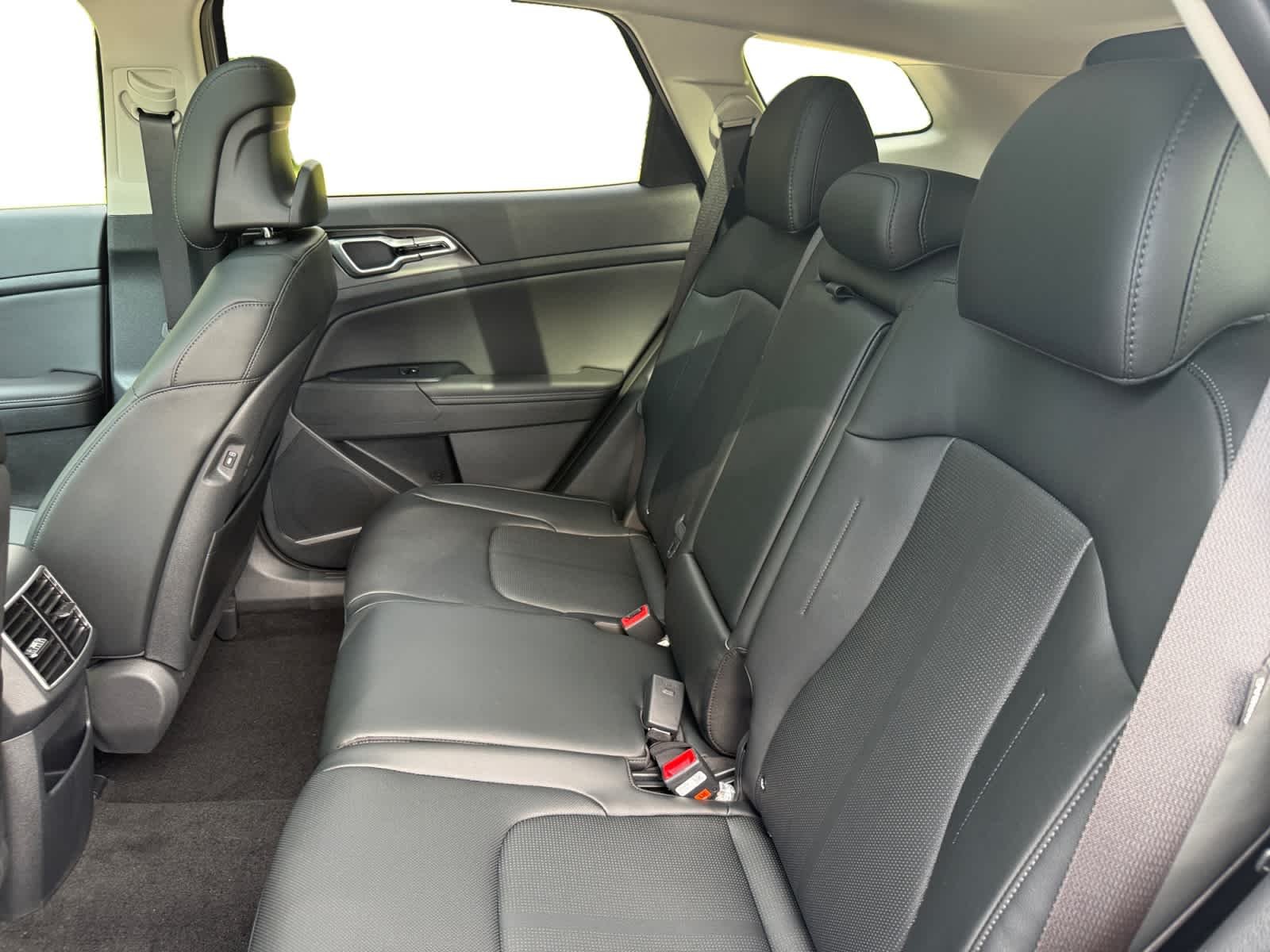 New 2027 Wolf Gray Kia EX image 22