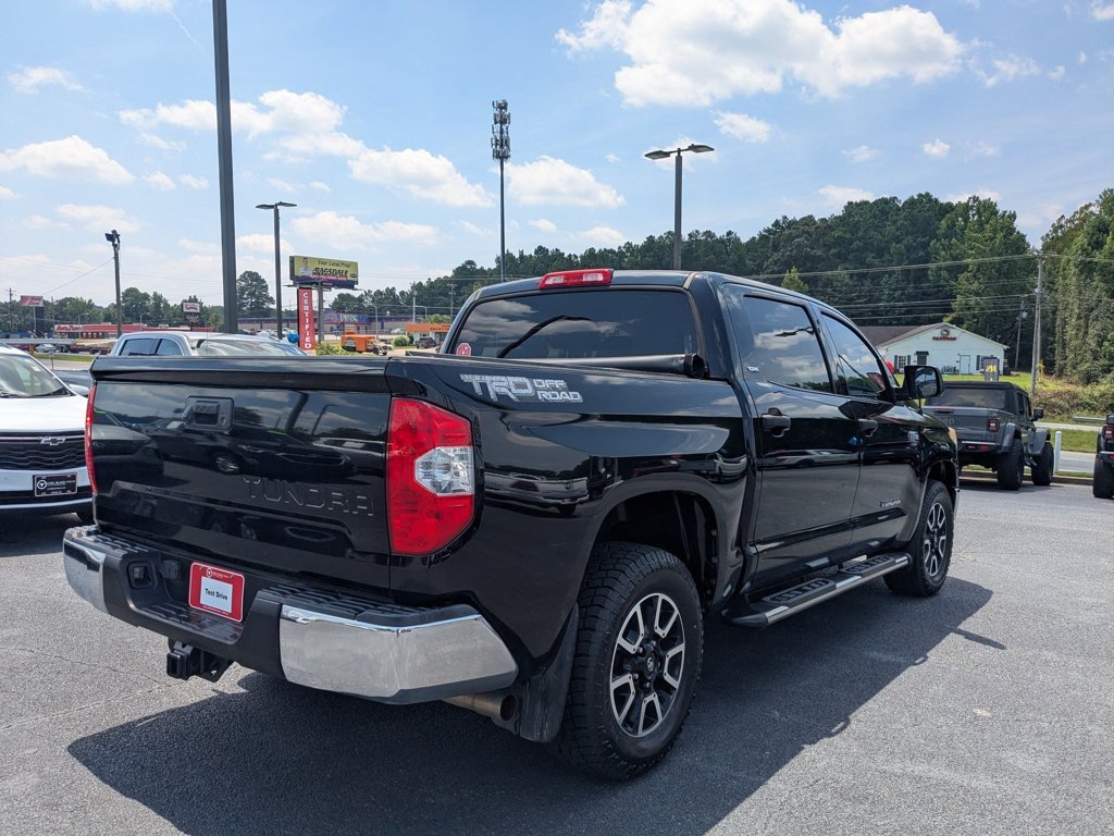 Used 2016  Toyota SR5 image 5