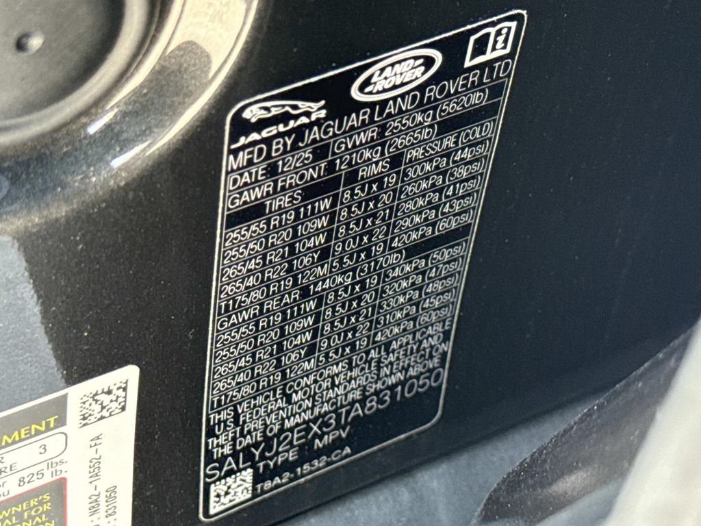 Used 2026 Gray Land Rover S image 30