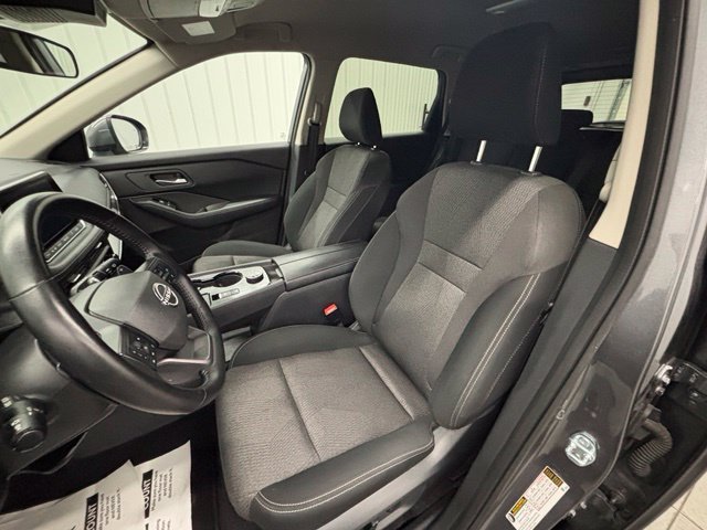 Used 2025 Gray Nissan SV image 17