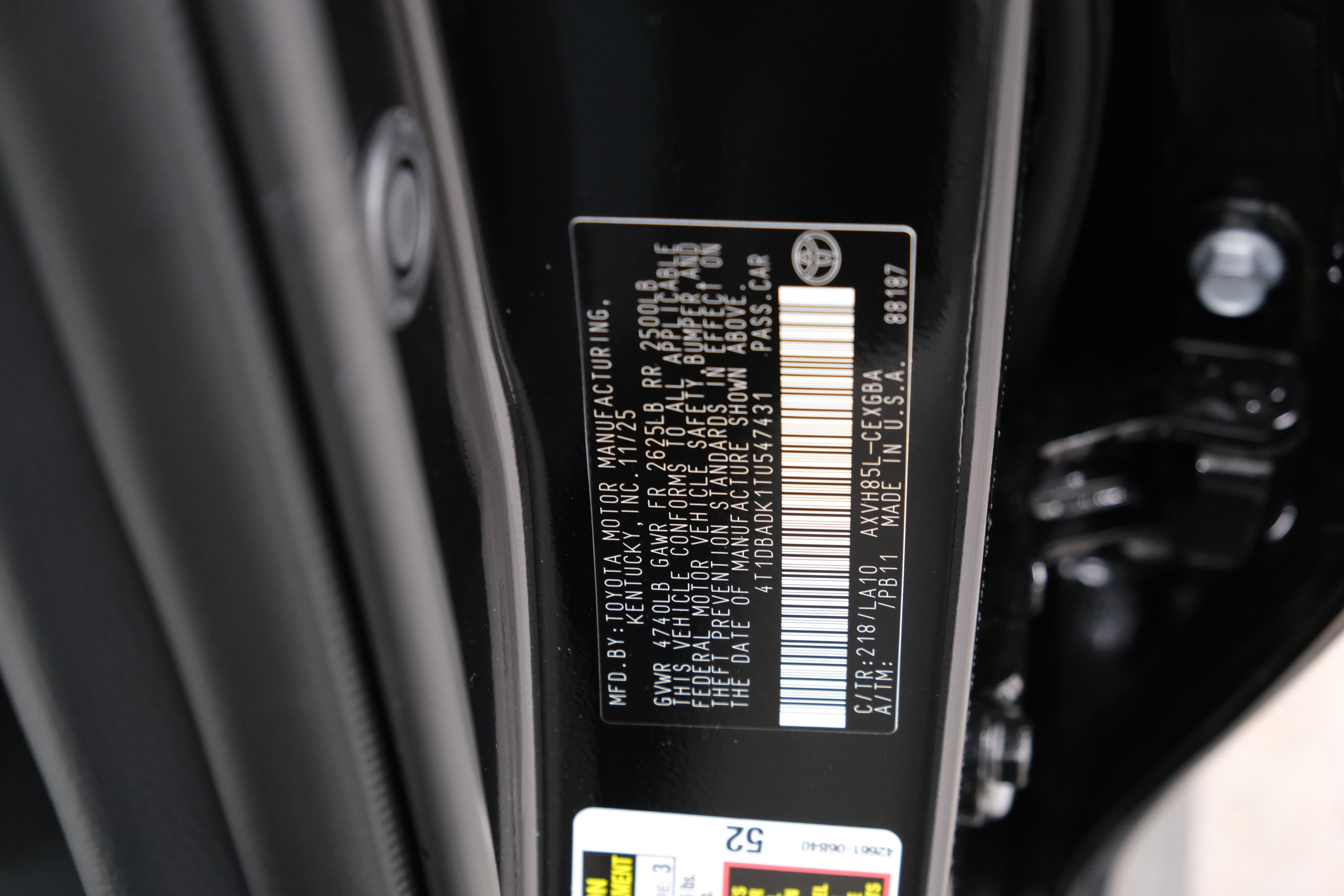 New 2026 Midnight Black Metallic Toyota  XLE AWD image 33