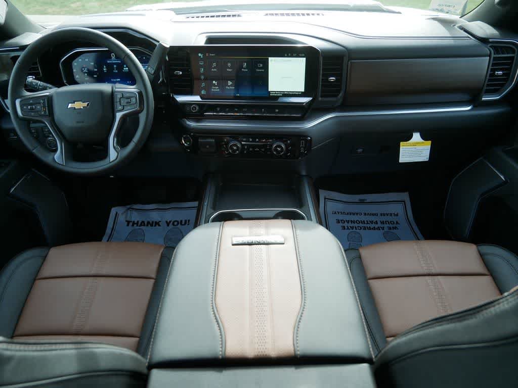 2026 Chevrolet Silverado 3500 HD High Country - Photo 10