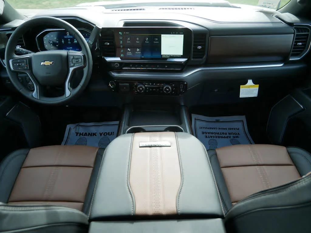 2026 Chevrolet Silverado 3500 HD High Country - Photo 10