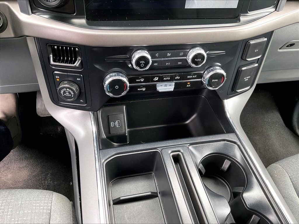 Used 2024 Black Ford XLT image 25