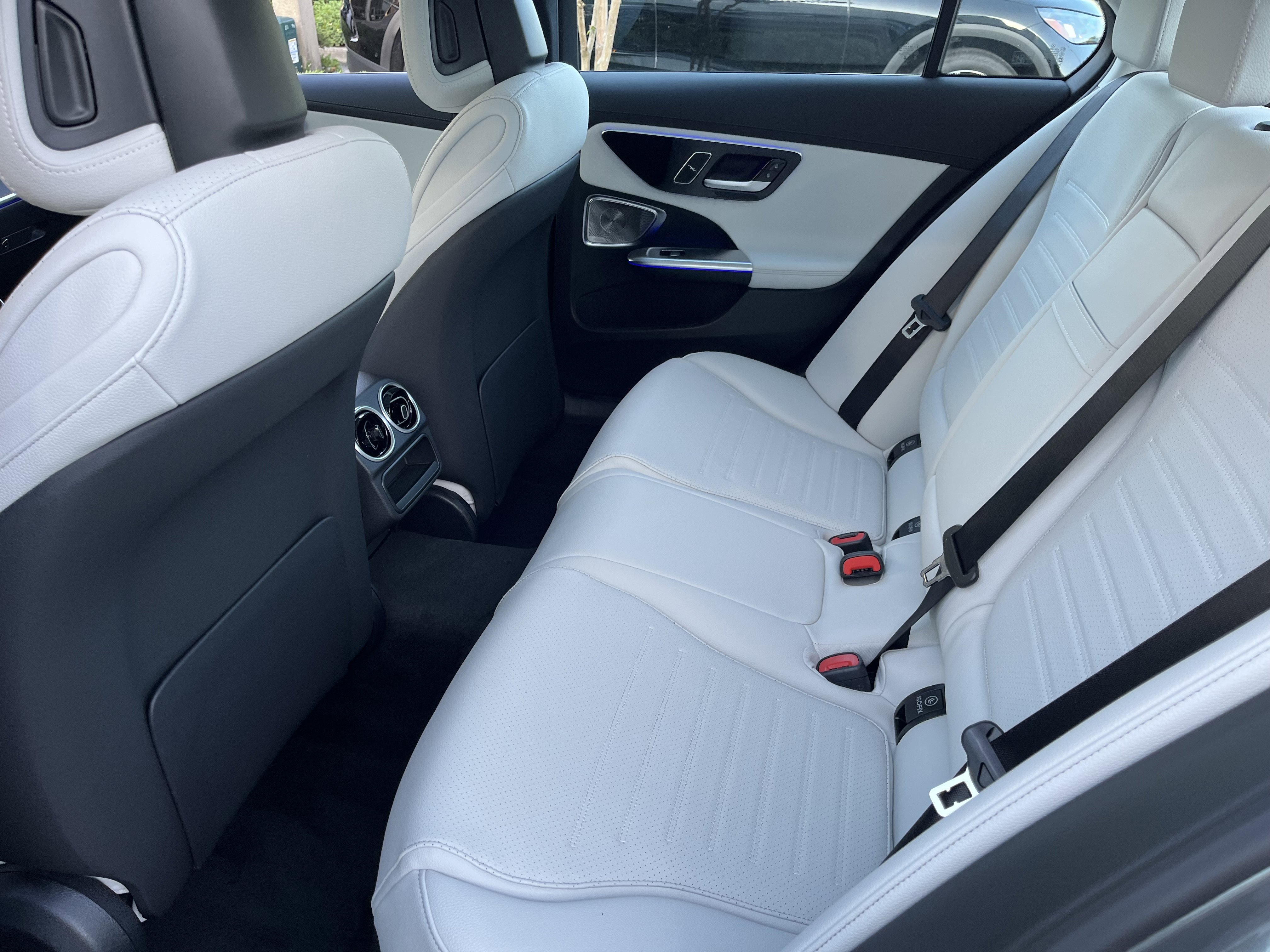 New 2026 Selenite Grey Metallic Mercedes-Benz C 300 image 17