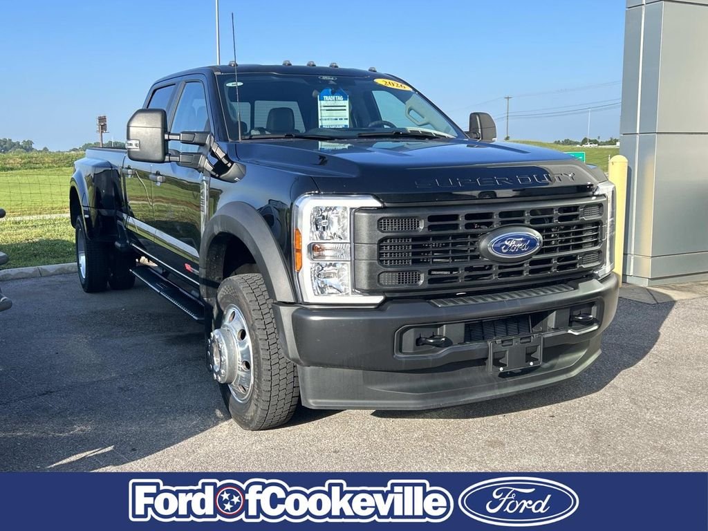 2026 Ford F-450 XL 4x4 Crew Cab 8' Box DRW's photo