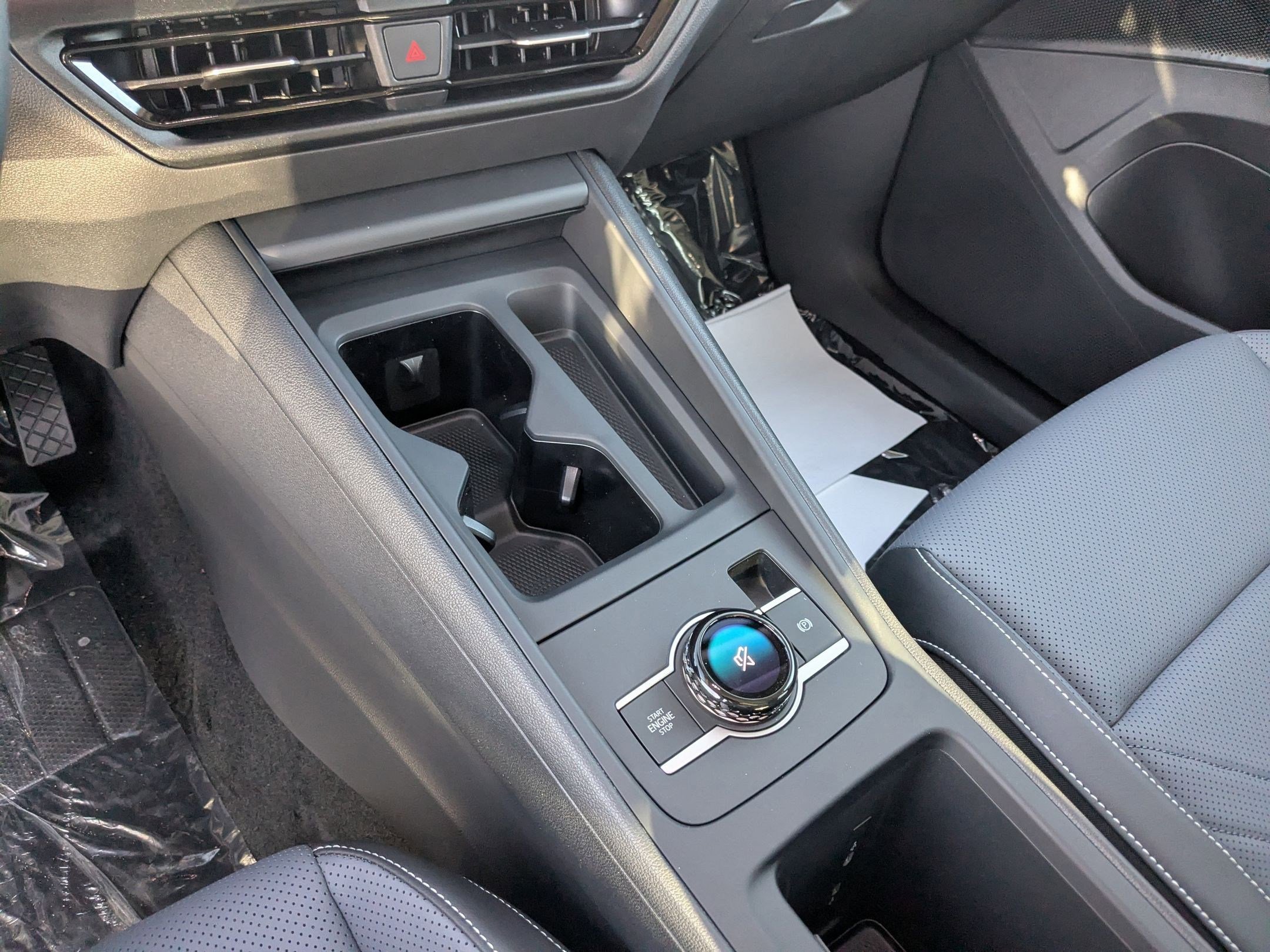 New 2026 Platinum Gray Metallic Volkswagen SE image 14