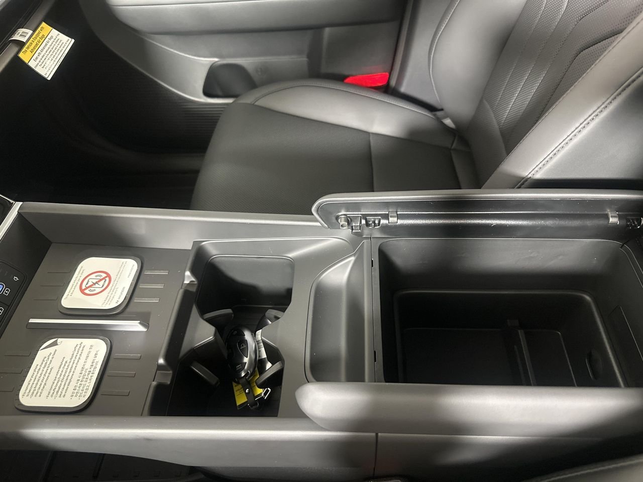 New 2026 Atlantis Blue Hyundai SEL image 19