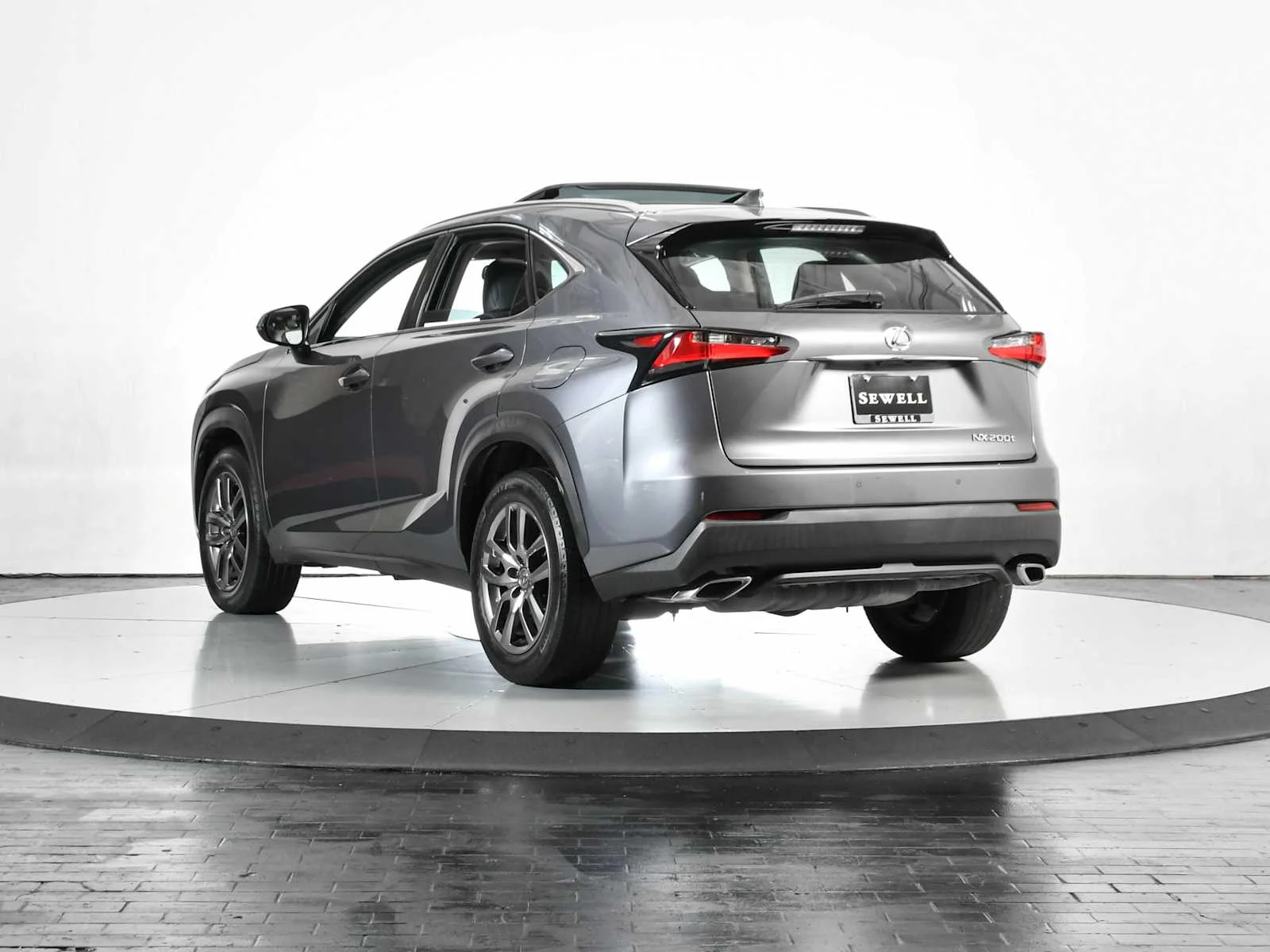 Used 2016 Nebula Gray Pearl Lexus  image 4