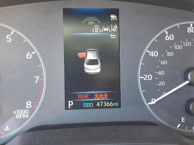 2024 Toyota Corolla LE - Photo 27