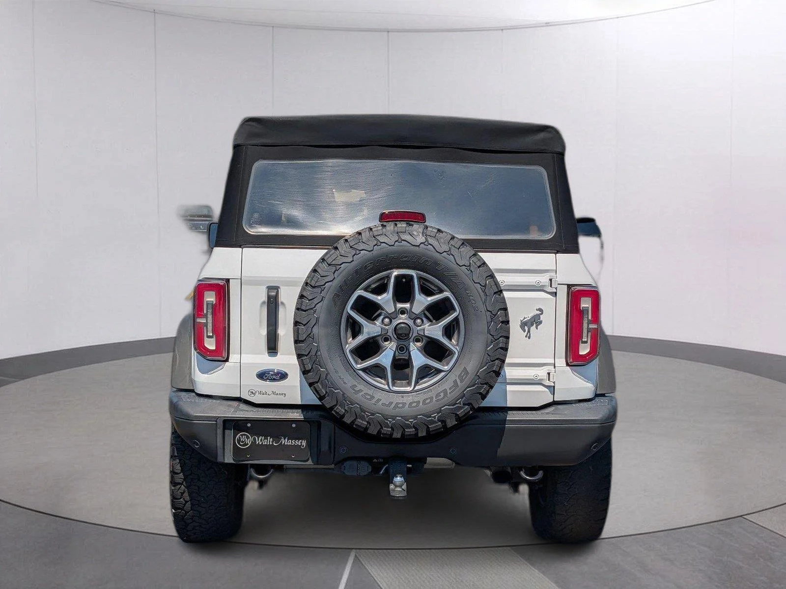 Used 2021 Oxford White Ford Badlands Advanced image 4