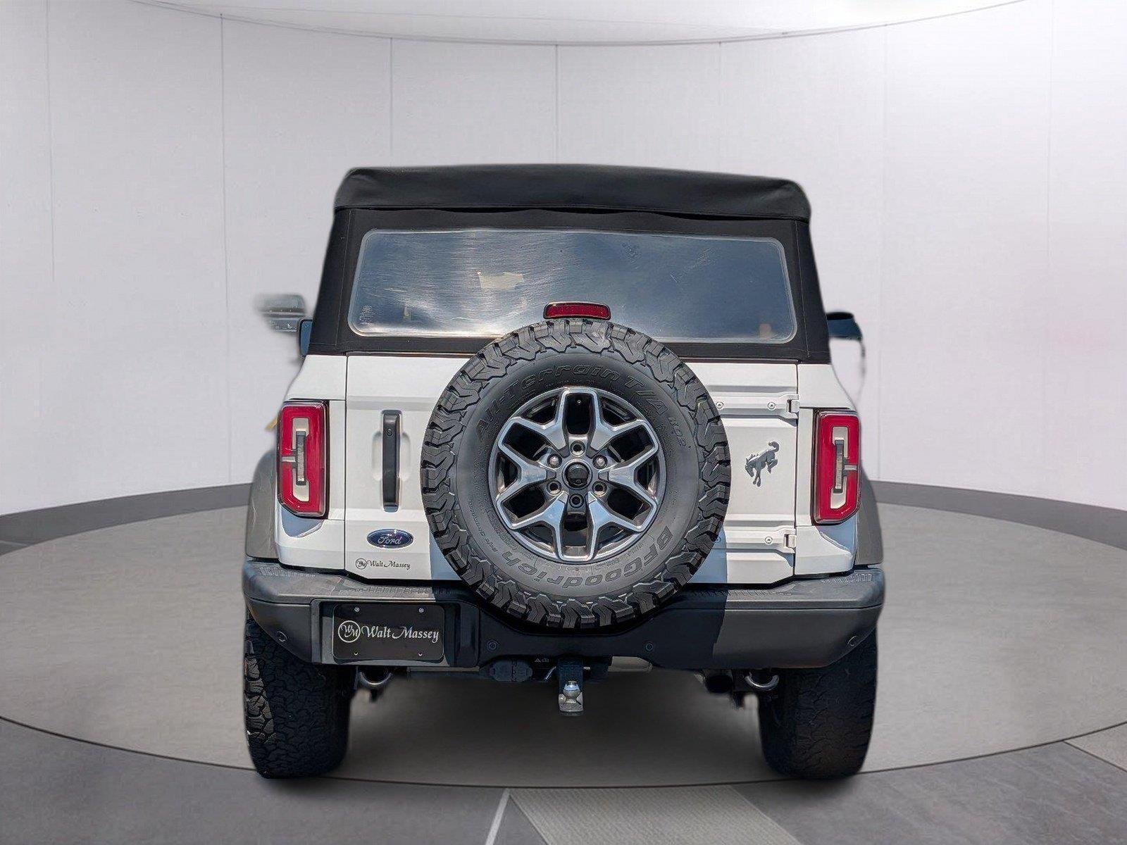 Used 2021 Oxford White Ford Badlands Advanced image 4