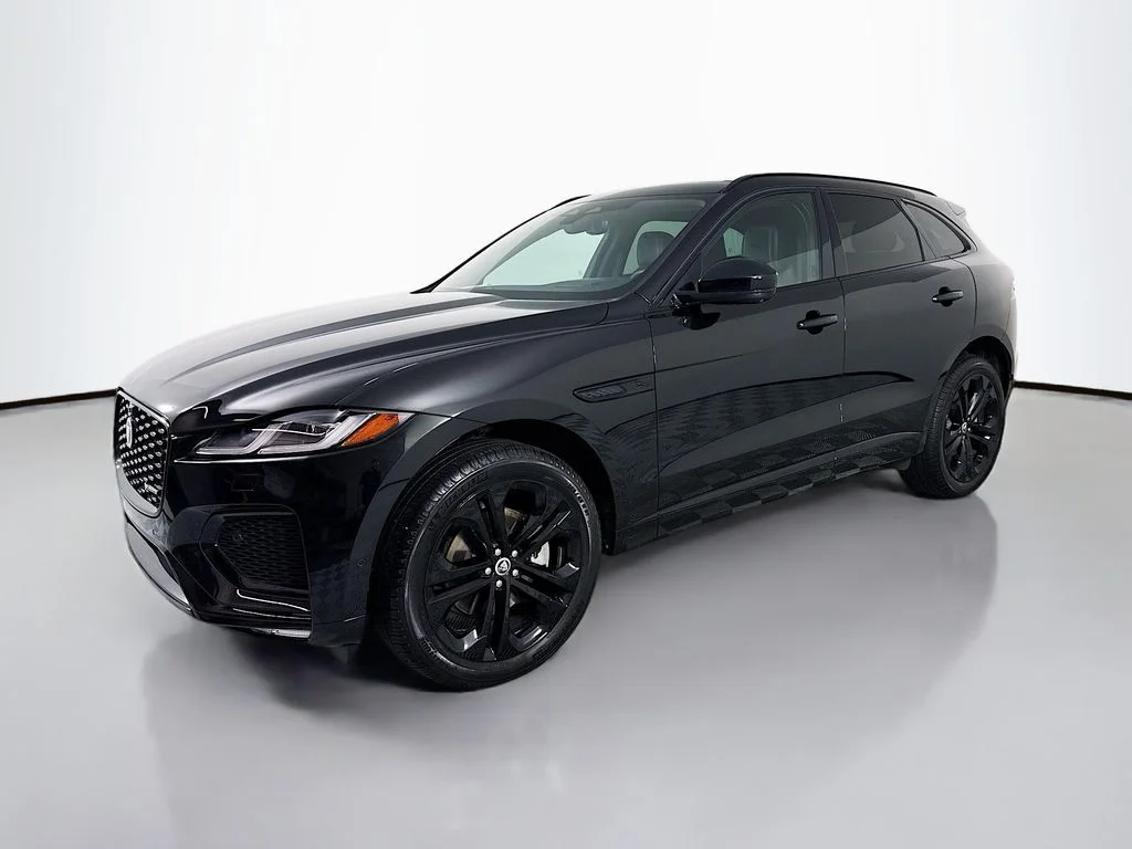 2025 Jaguar F-PACE P250 R-Dynamic S's photo
