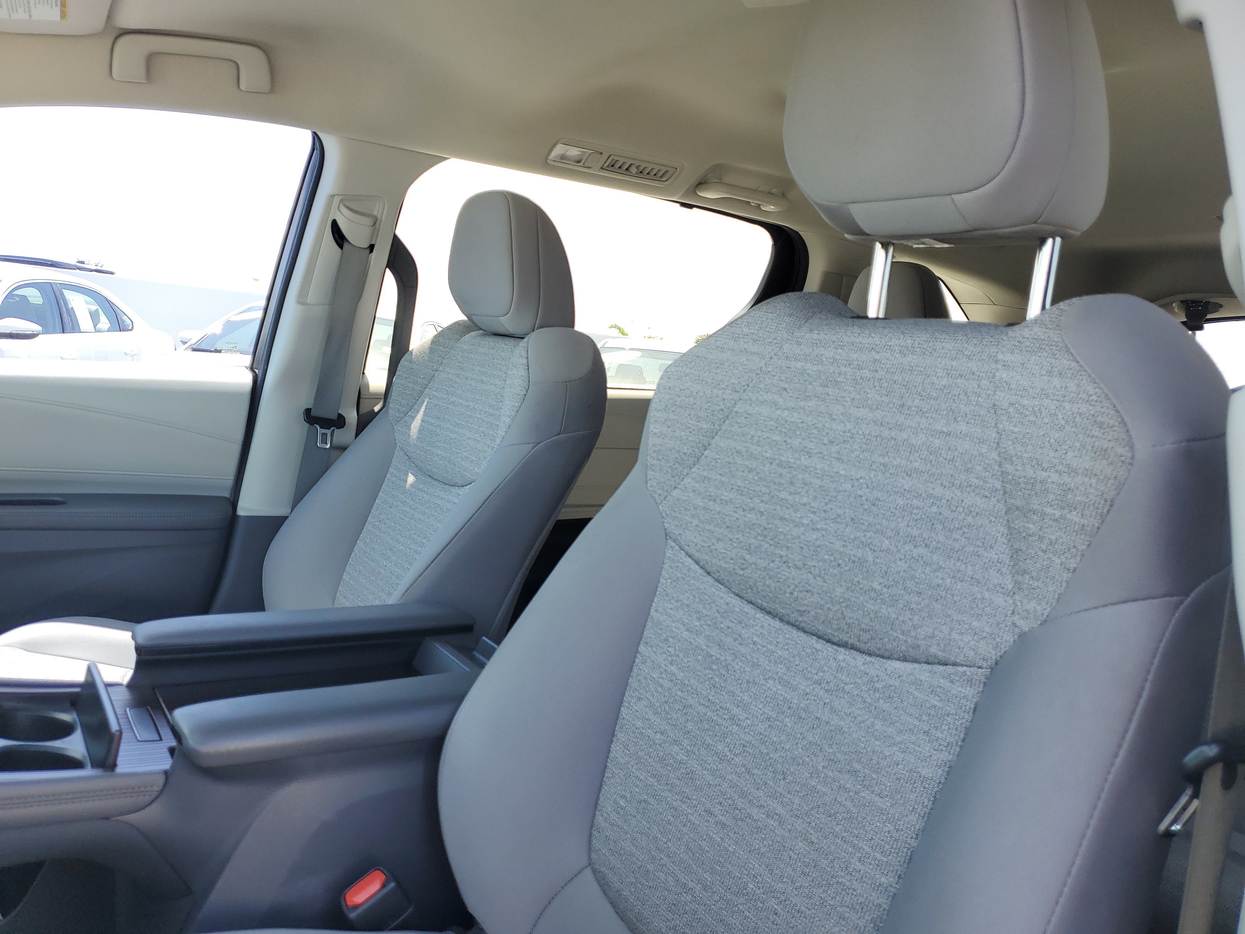 Used 2021 Sunset Bronze Toyota LE image 19
