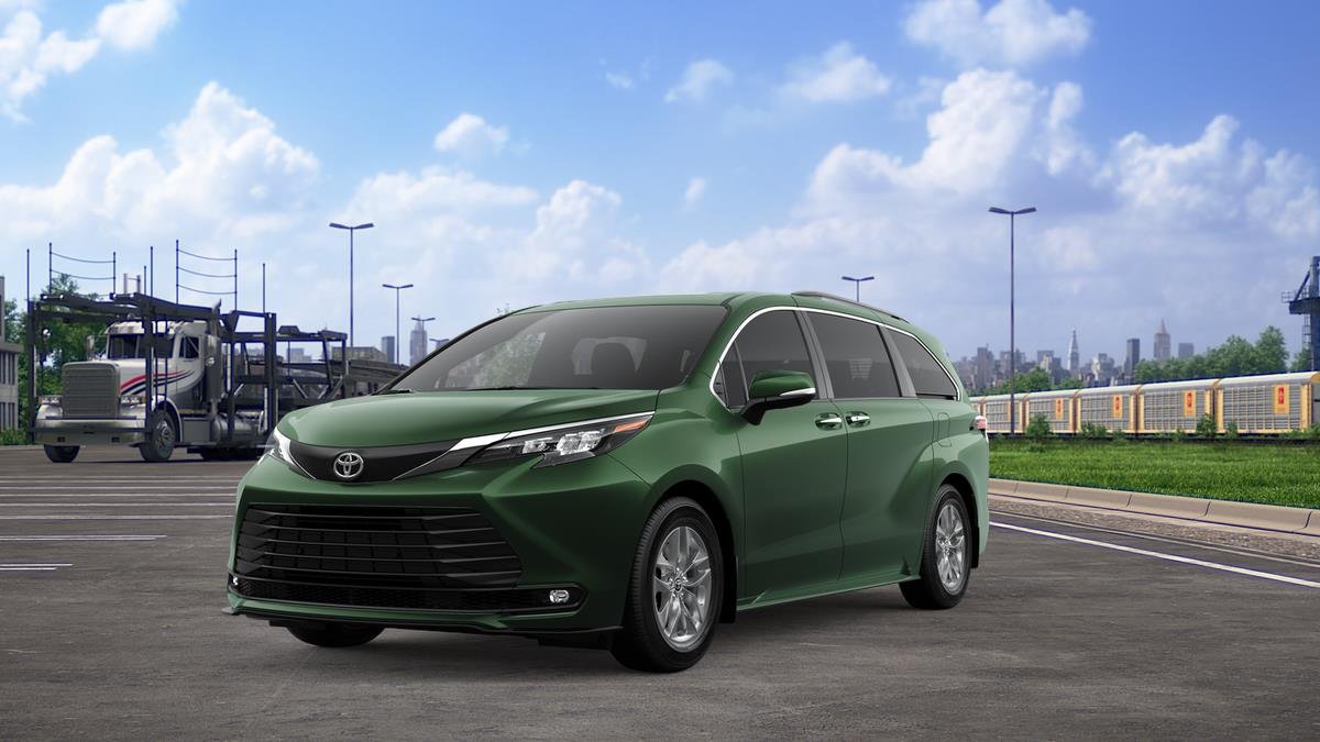 2026 Toyota Sienna XLE 7-Passenger Hybrid AWD's photo