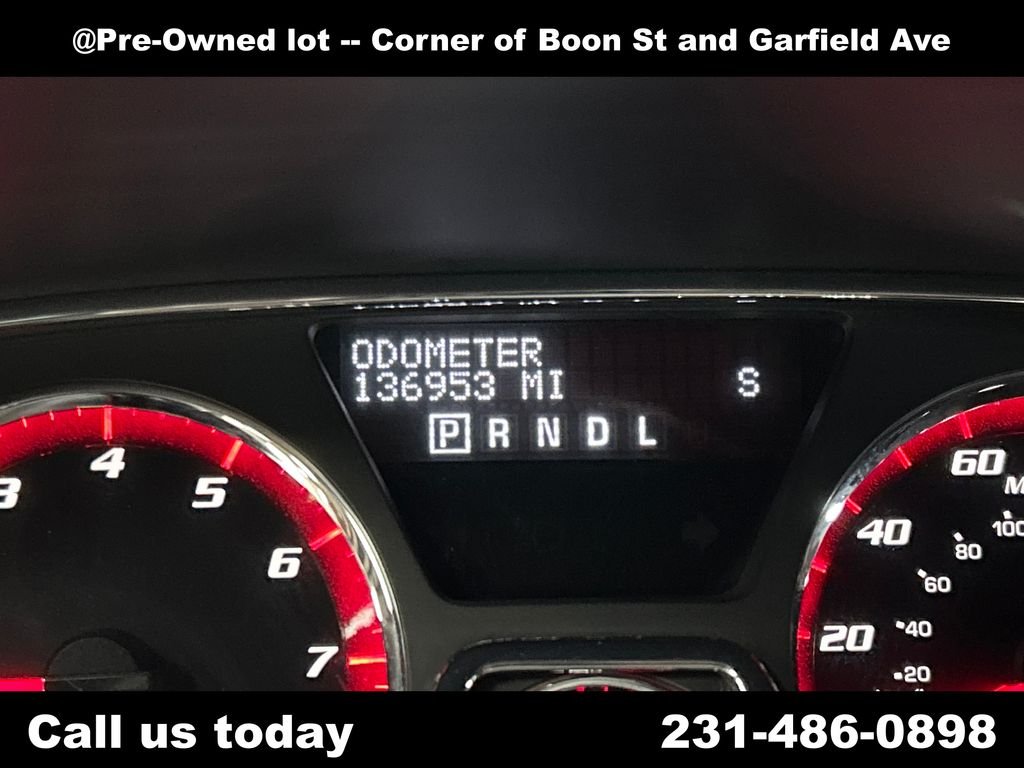 Used 2014 Silver GMC SLE-2 image 22