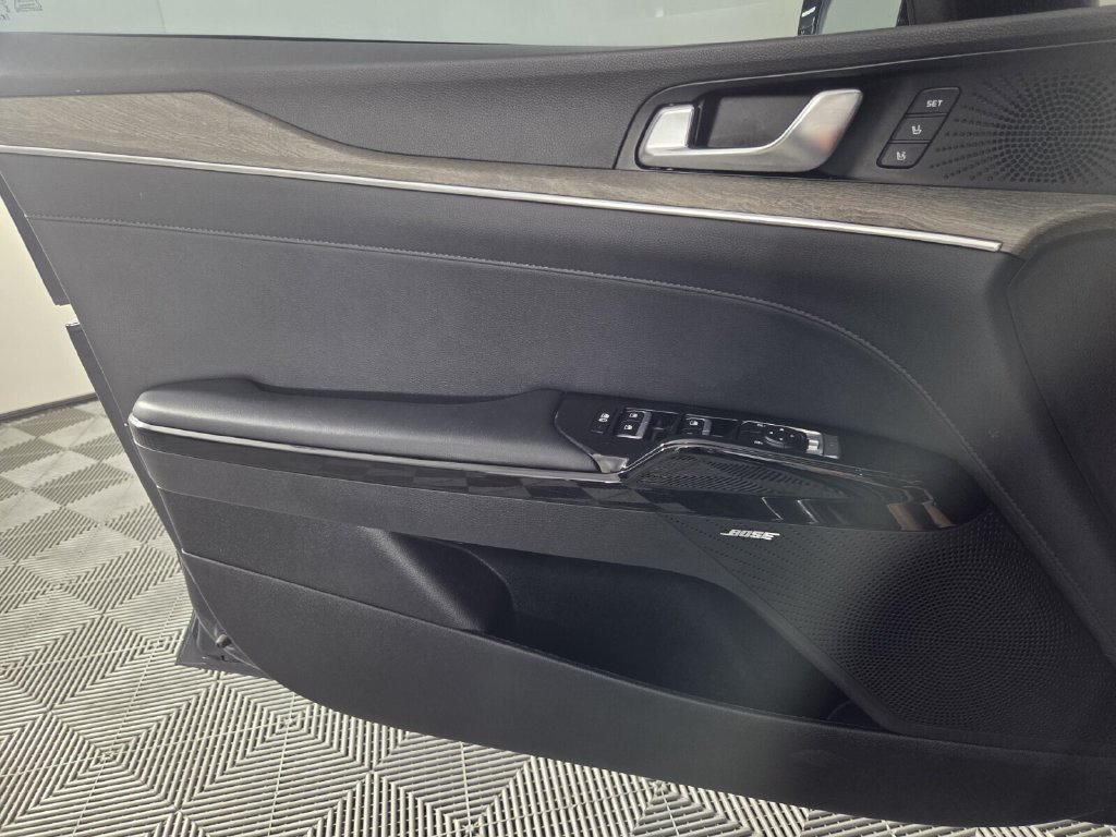 Certified Used 2024 Gravity Gray Kia EX image 20