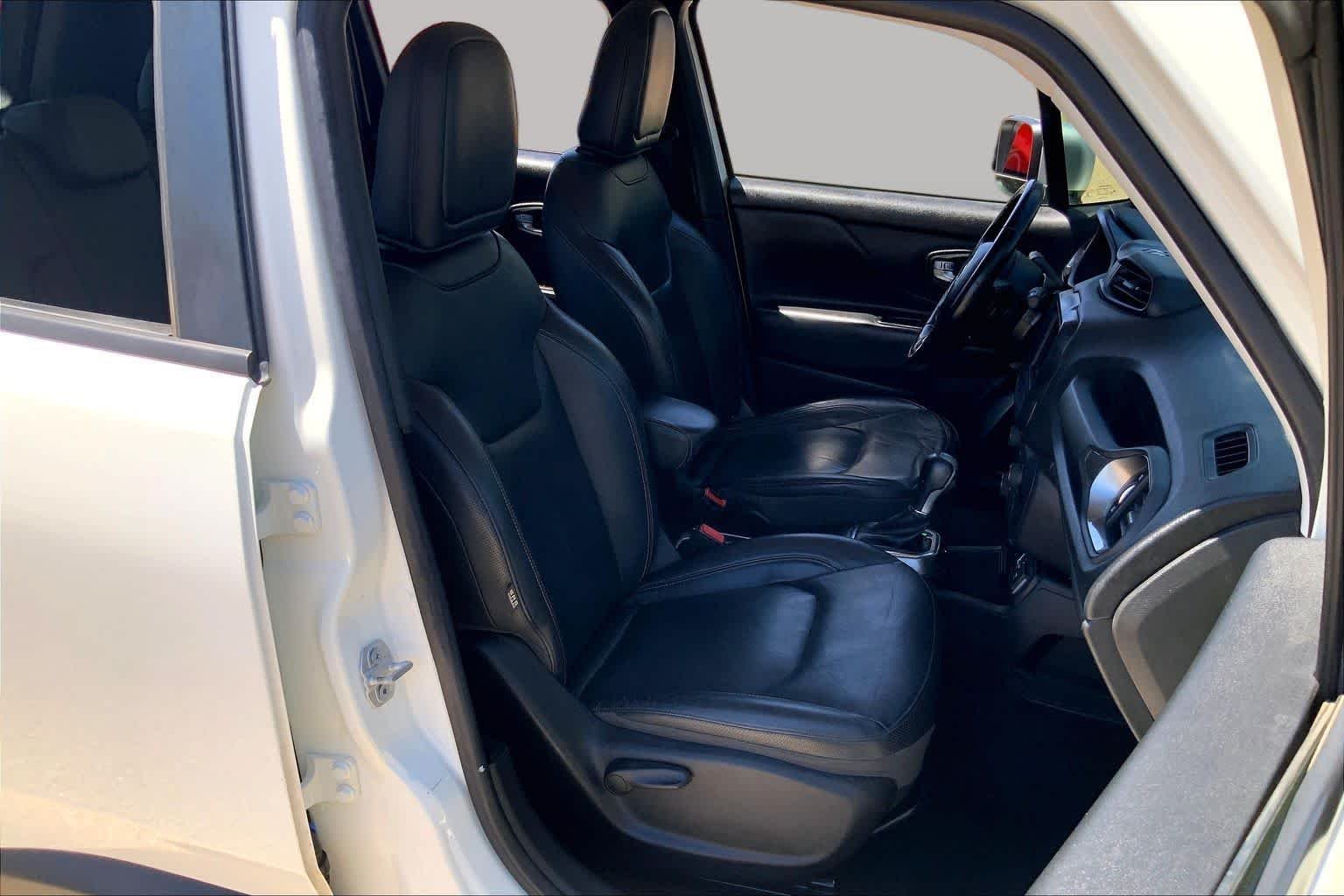 Pre-Owned 2018 Jeep Renegade Limited