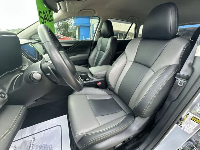 Used 2023 Silver Subaru Onyx Edition image 15
