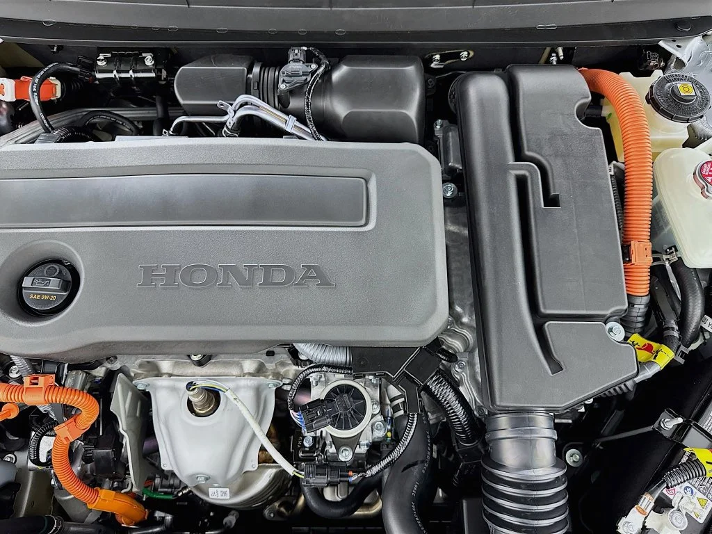 New 2026 Solar Silver Metallic Honda Sport-L image 13