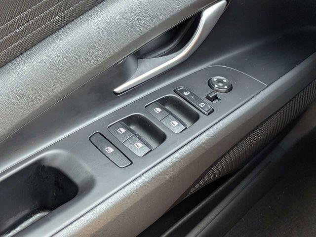 New 2026 Gray Hyundai SE image 22