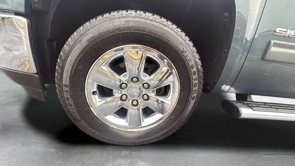 Used 2012 STEALTH GRAY METALLIC GMC SLT image 14