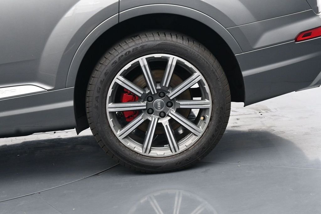 Used 2017  Audi 3.0T Premium Plus image 13