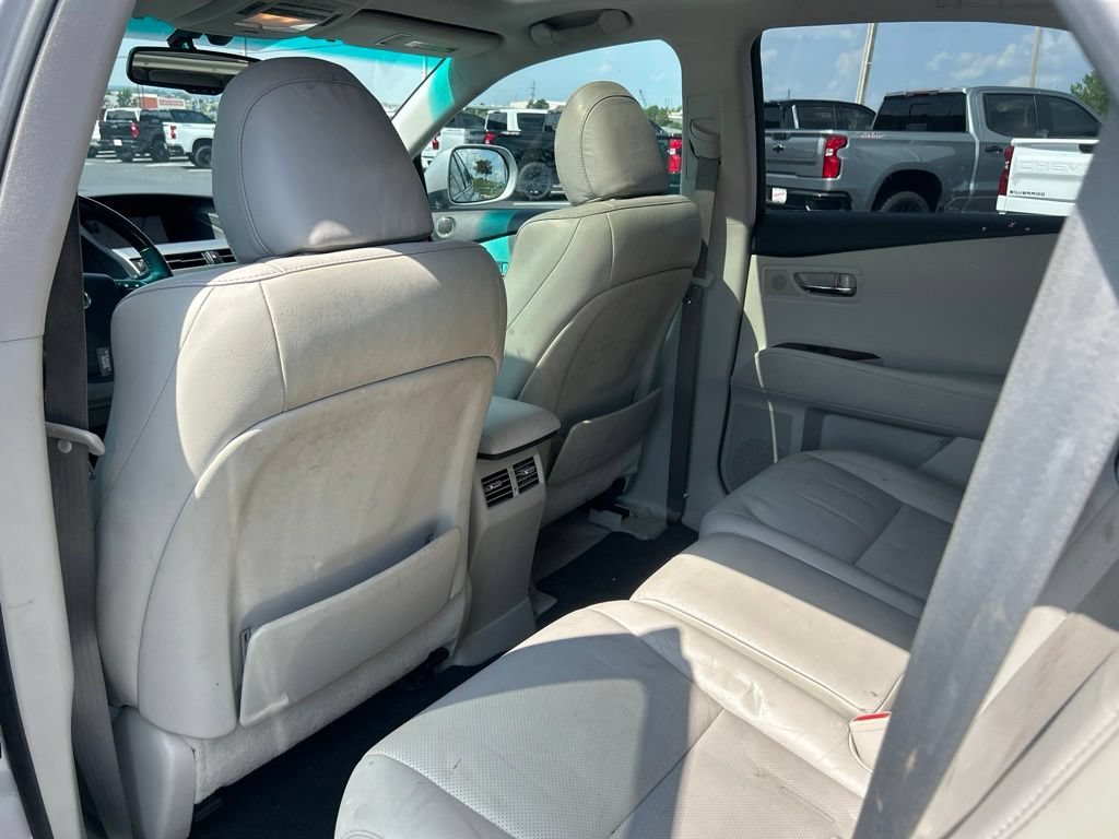 Used 2011 White Lexus  image 34