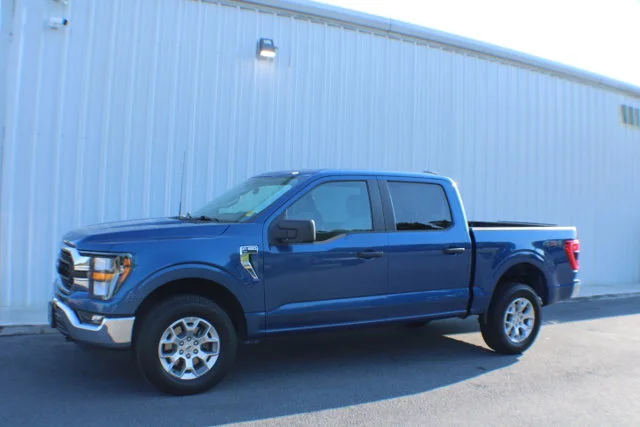 Used 2023  Ford XLT image 4