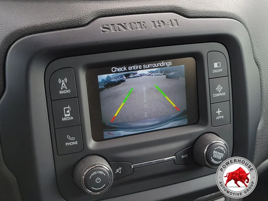 Used 2017 Gray Jeep Latitude image 25