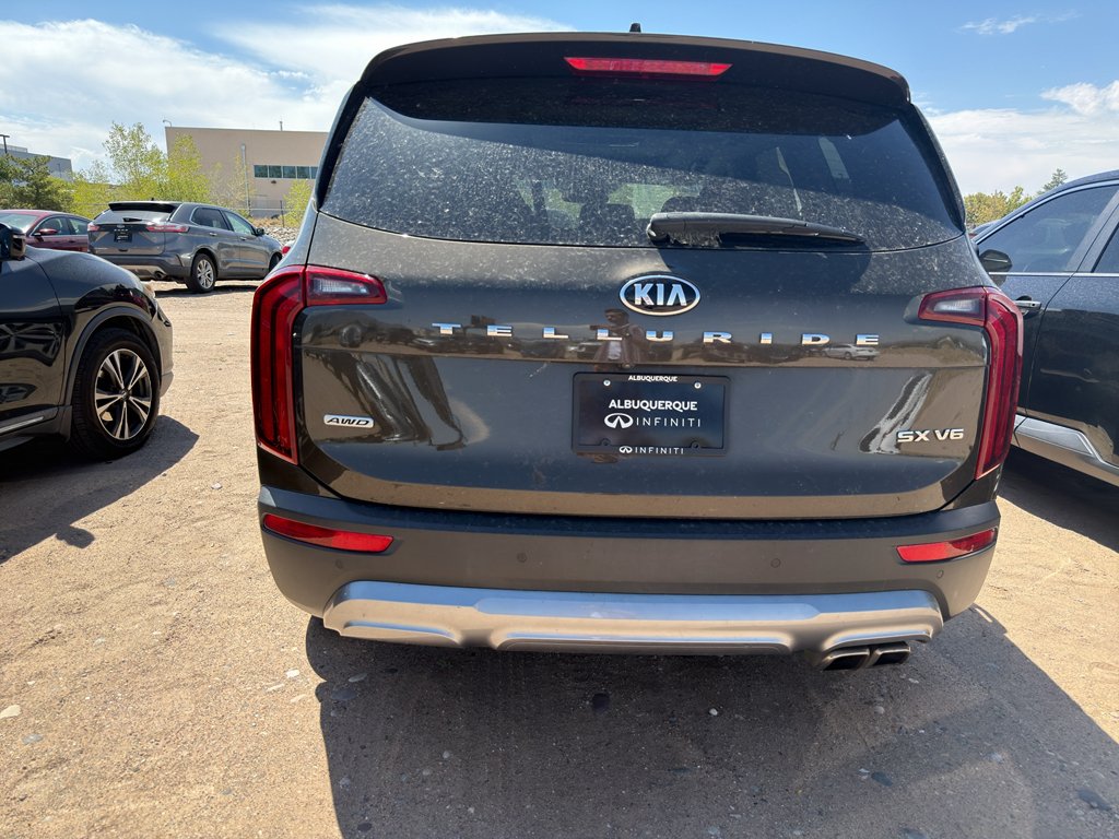 Used 2020 Dark Moss Kia SX image 5