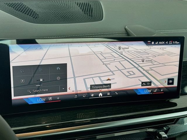 New 2027 White BMW xDrive40i image 10