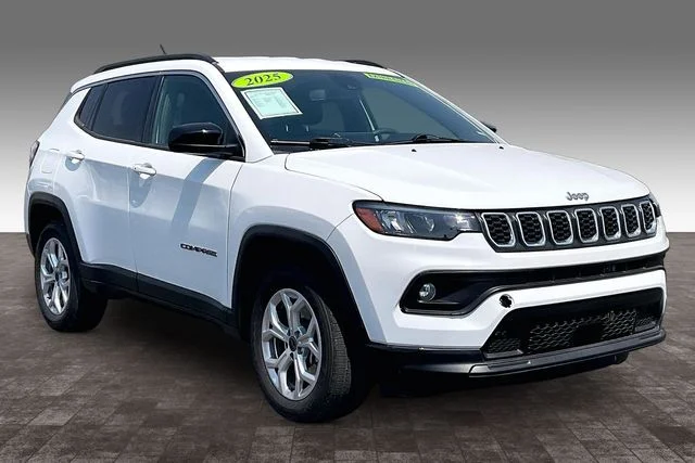 Certified Used 2025 White Jeep Latitude image 11