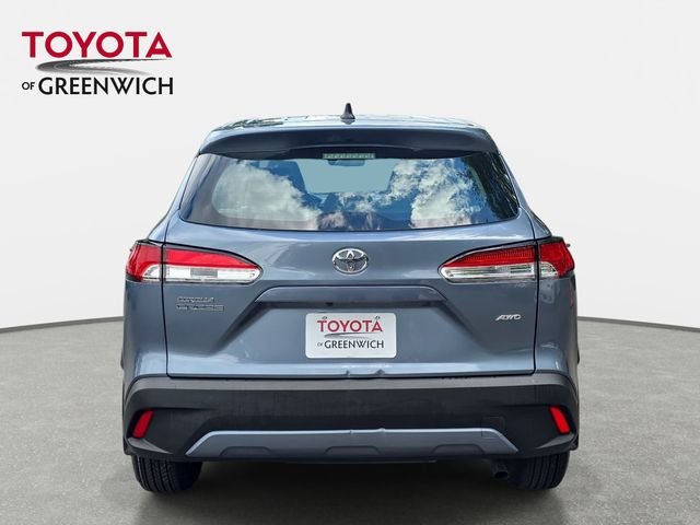 Used 2023  Toyota L image 4
