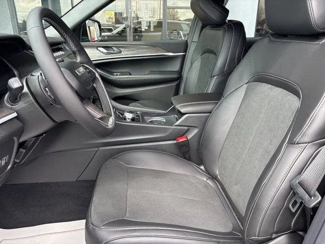New 2026 Silver Jeep Altitude image 5