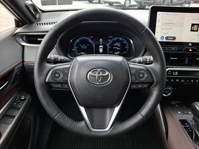 Certified Used 2023 RUBY FLARE PEARL Toyota  image 21