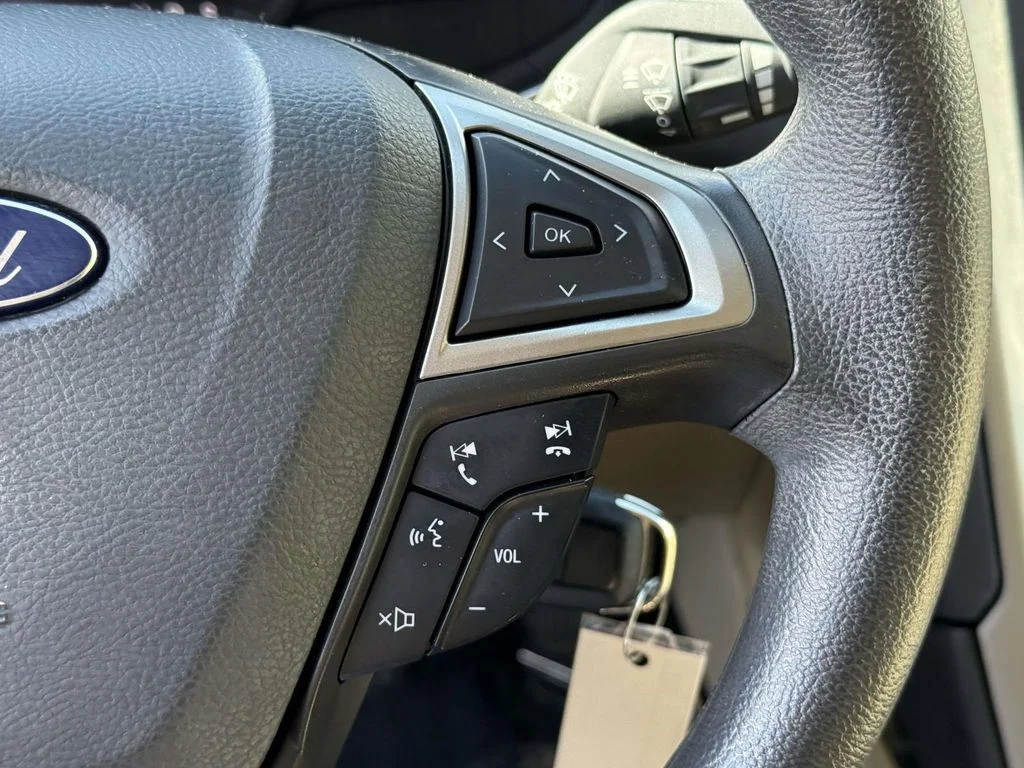 Used 2016 White Ford SE image 20