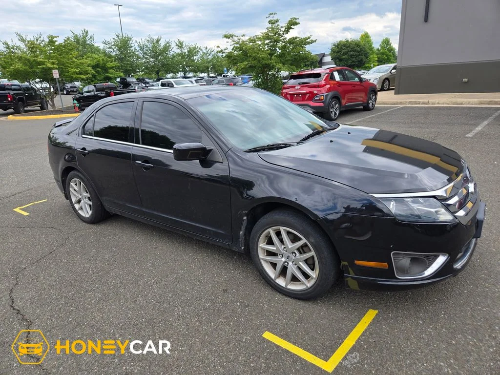 Used 2011  Ford SEL image 1