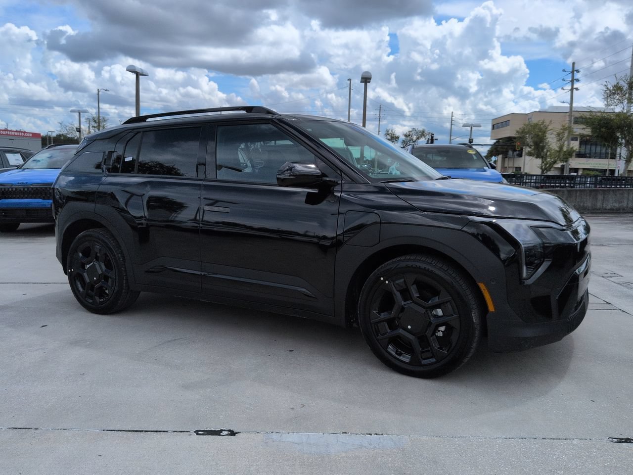 New 2027 Aurora Black Pearl Kia Land image 2