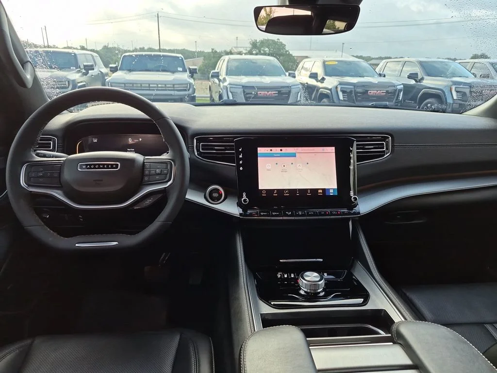 Used 2023 White Jeep Base image 31