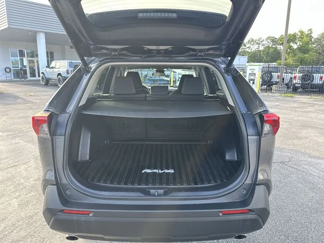 Used 2022 Gray Toyota XLE image 25