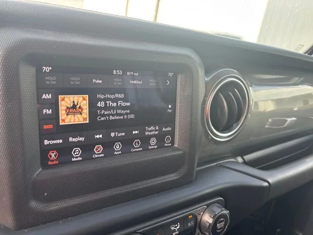 Used 2019 Black Jeep Unlimited Sahara image 7