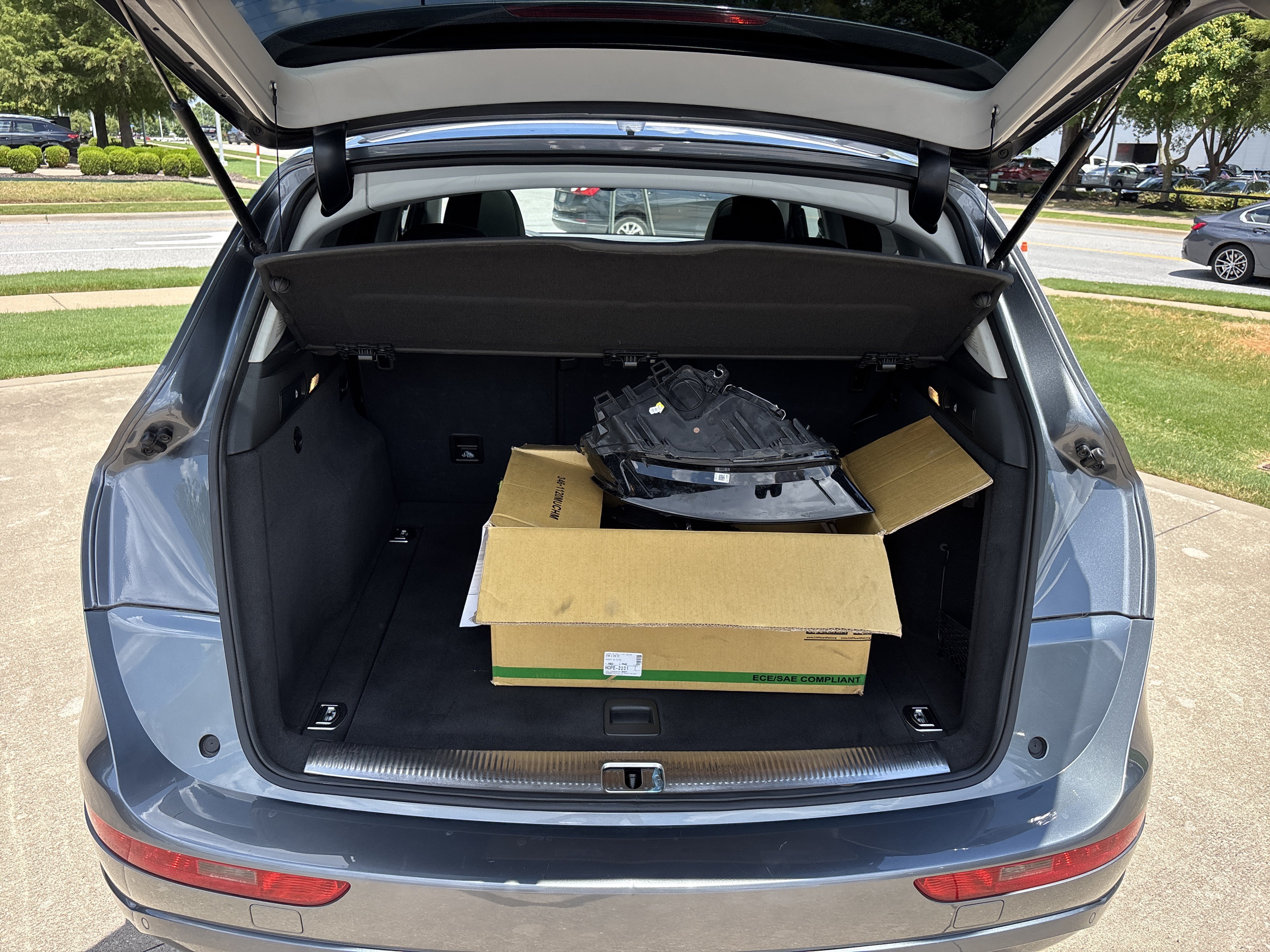 Used 2014  Audi Premium Plus image 10