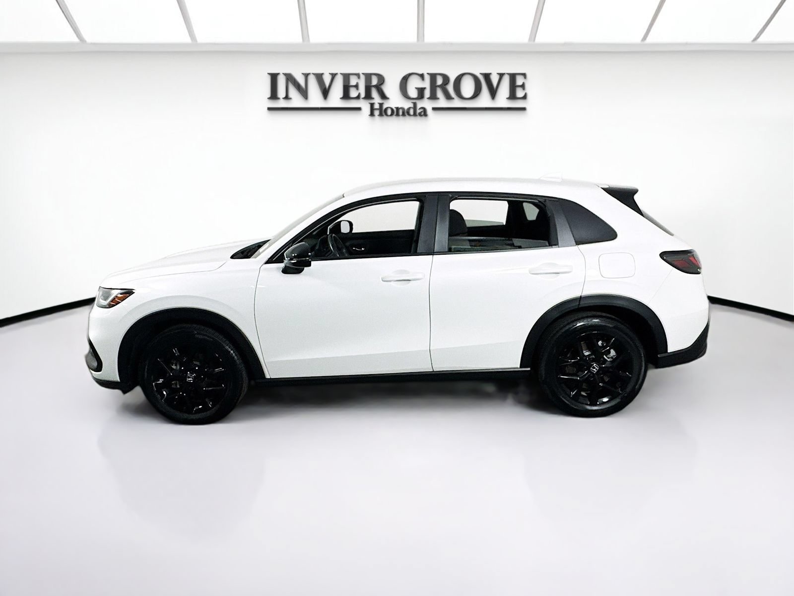 Certified Used 2024 Platinum White Pearl Honda 5DR AWD SPORT image 27